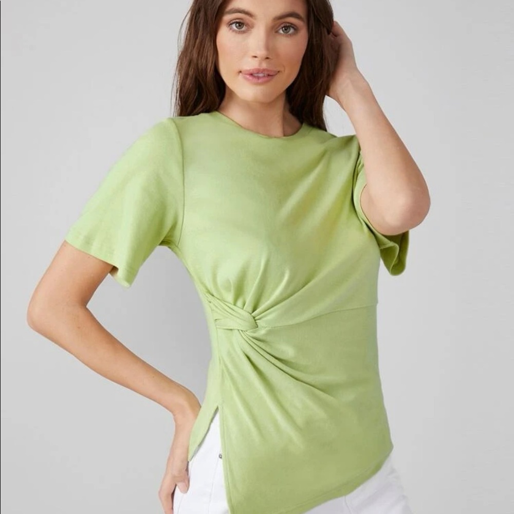 3 FOR $45 NWT Asymmetrical Split Twist Tee